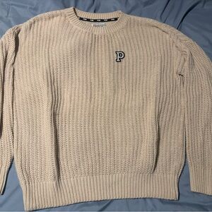 Forenza Cream Crewneck Sweater